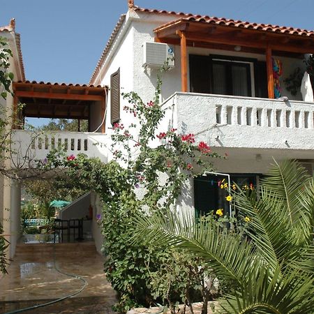 Albatross Aparthotel Μαραθόκαμπος Εξωτερικό φωτογραφία