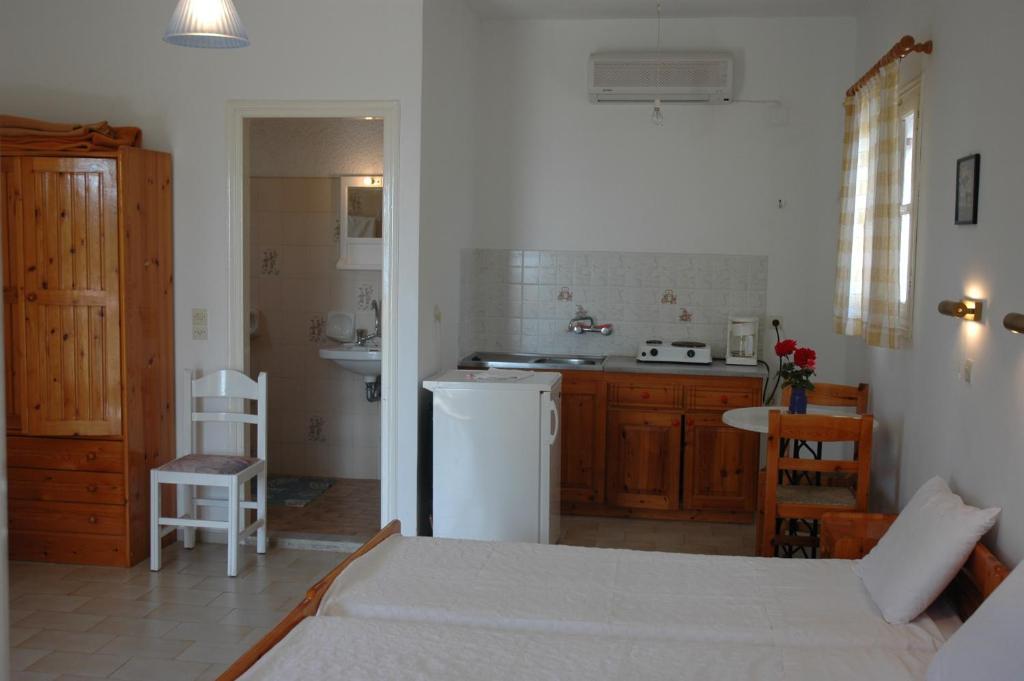 Albatross Aparthotel Μαραθόκαμπος Δωμάτιο φωτογραφία