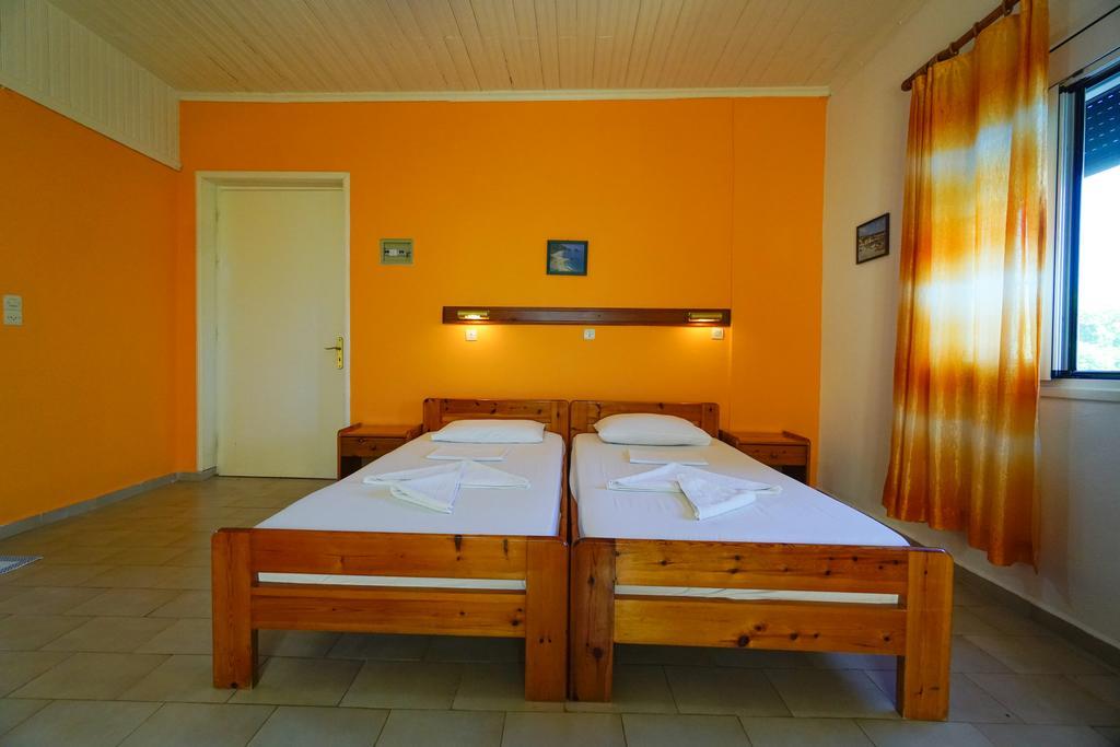 Albatross Aparthotel Μαραθόκαμπος Εξωτερικό φωτογραφία