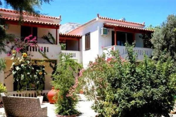 Albatross Aparthotel Μαραθόκαμπος Εξωτερικό φωτογραφία